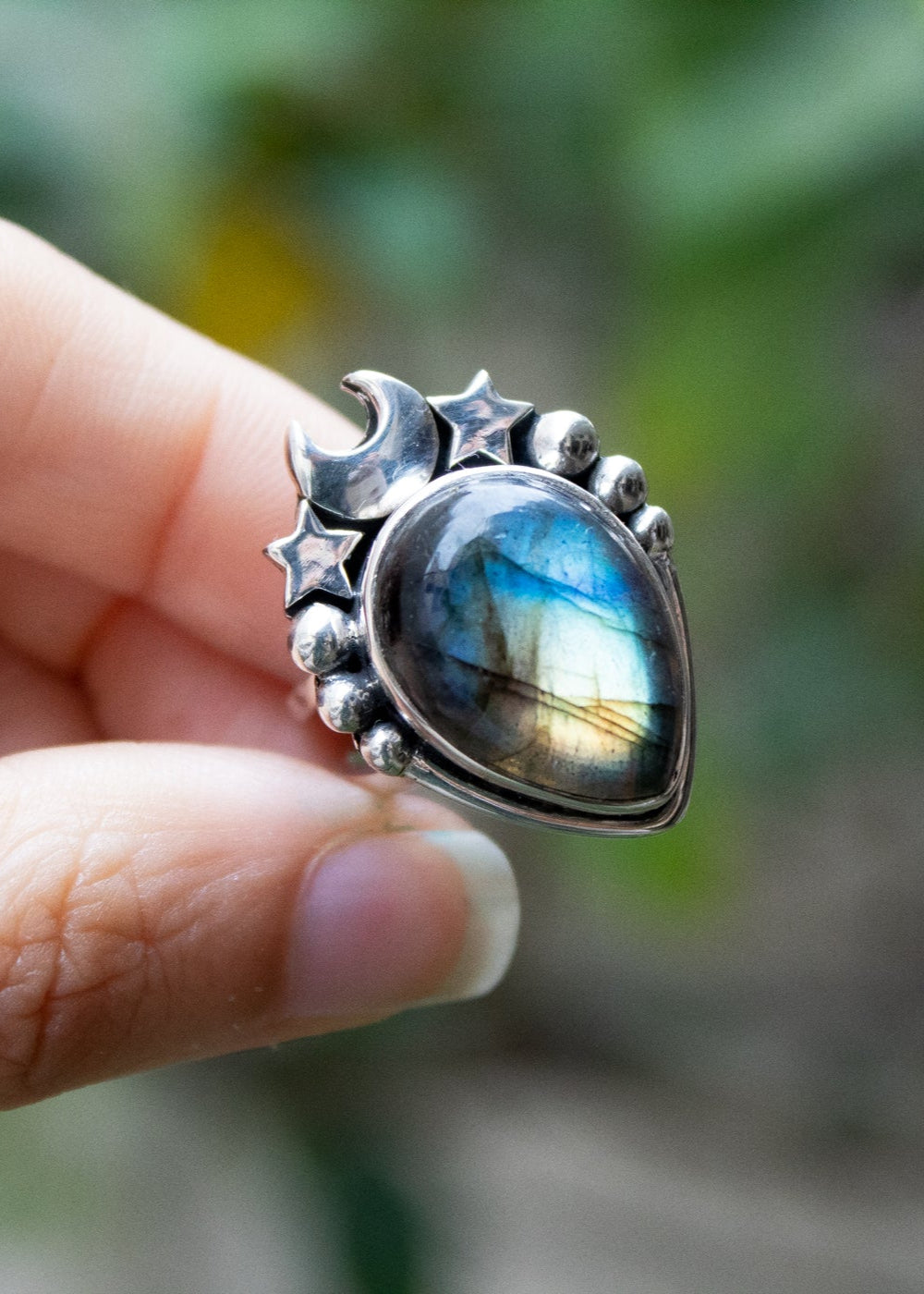 Celestial Whisper: Labradorite Ring, AR-7090