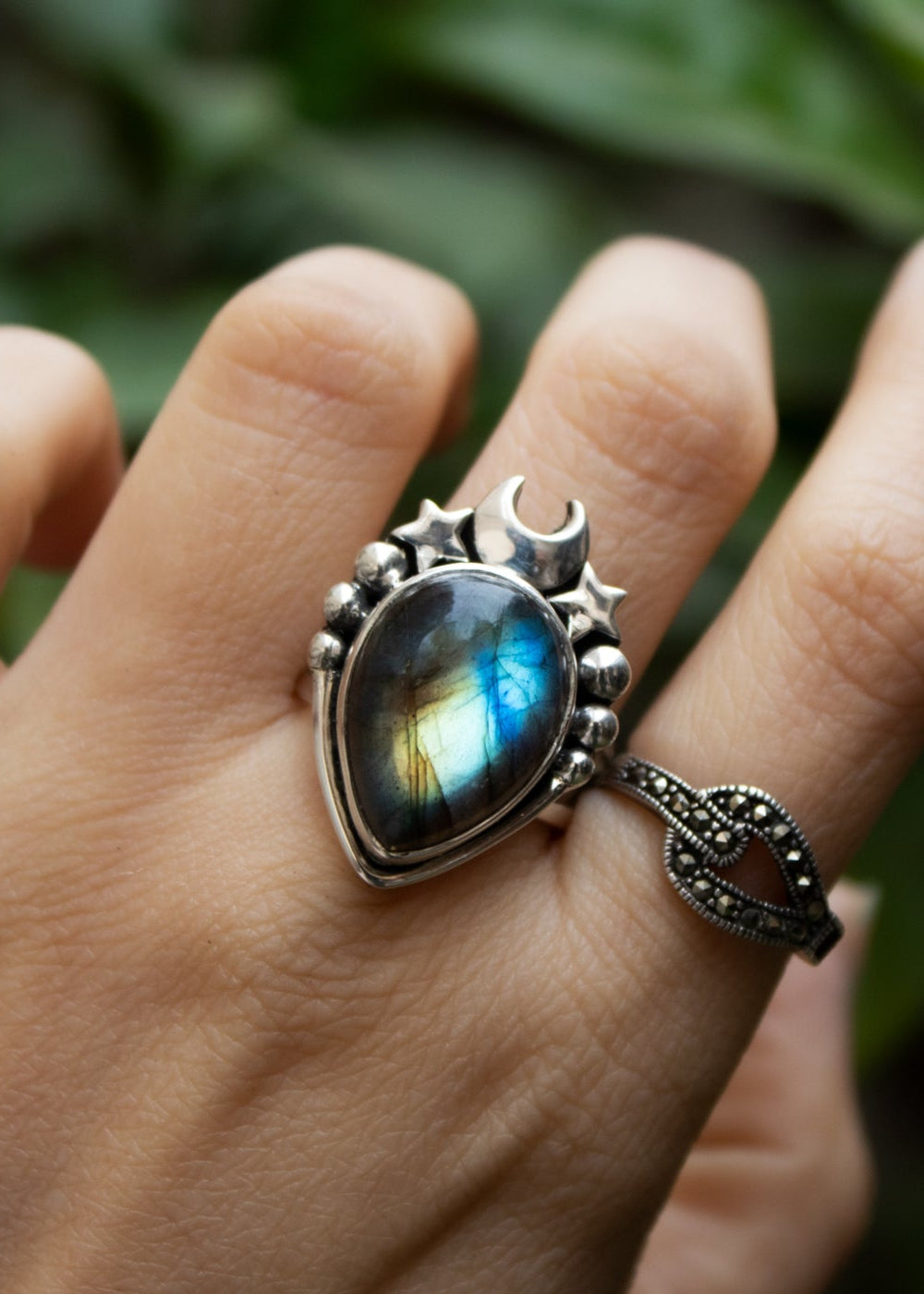 Celestial Whisper: Labradorite Ring, AR-7090