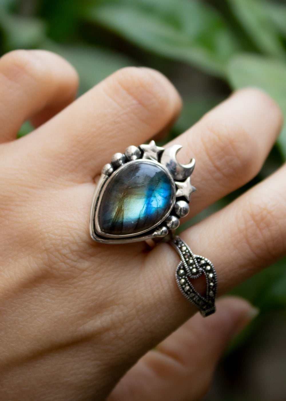 Celestial Whisper: Labradorite Ring, AR-7090