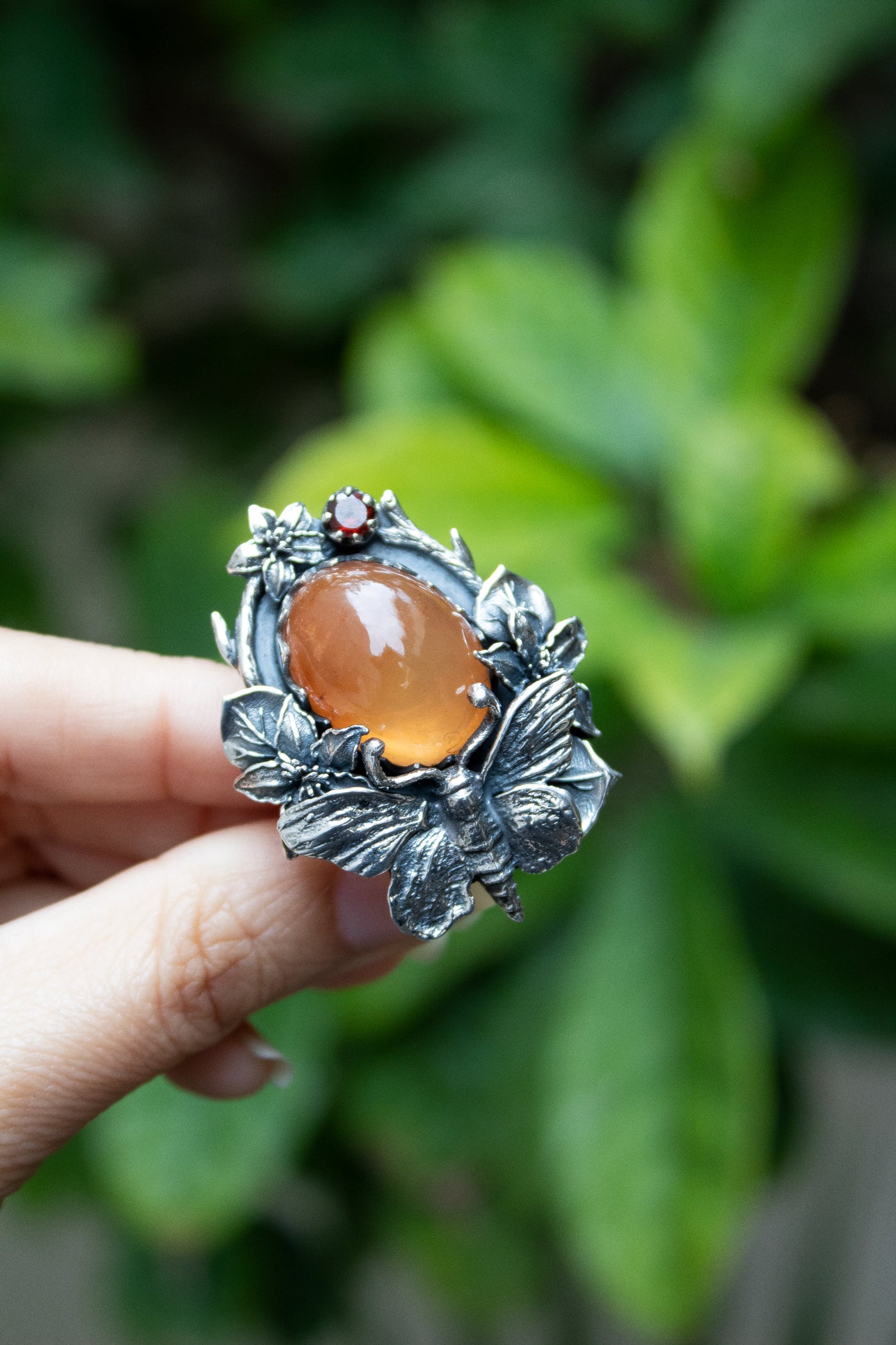 Sunlit Nectar — Orange Quartz Bee & Garnet Garden Ring, AR- 7748