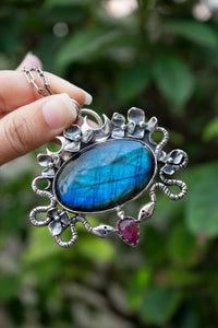 Serpent Garden: Labradorite Pendant, AP-7803