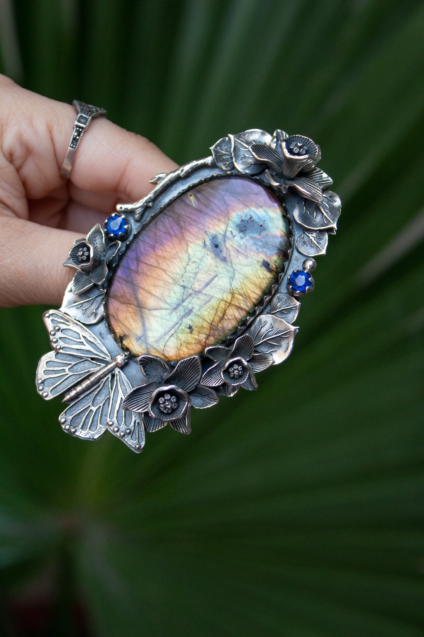 Solarwing Reverie: Labradorite Ring, AR-7811