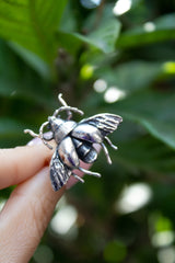 Nature's Guardian: Bee Ring, AR-7376