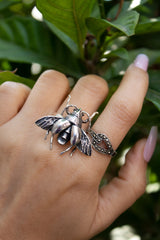 Nature's Guardian: Bee Ring, AR-7376