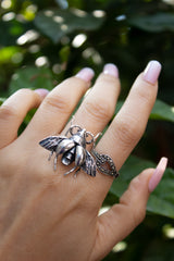 Nature's Guardian: Bee Ring, AR-7376