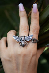 Guardian Bee Ring –  AR-7377