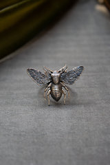 Guardian Bee Ring –  AR-7377