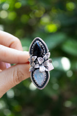 Twilight Blossom – Black Onyx & Moonstone Ring, AR-7393