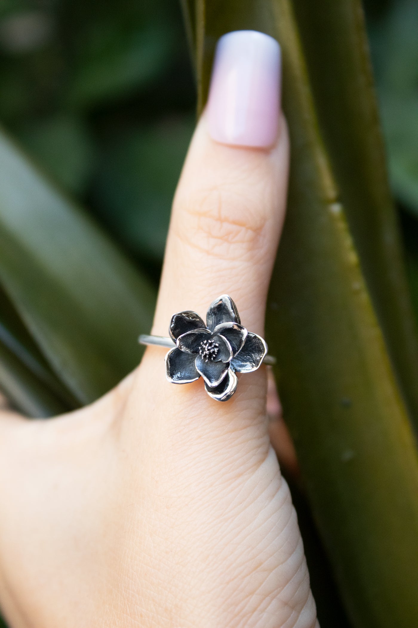 Noctura Bloom Ring, AR- 7386