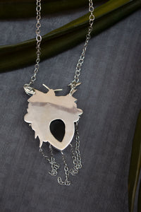 Queen of the Night – Black Onyx Bee Necklace, AP-7401