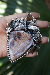 Garden of Whispers — Crazy Lace Agate & Bees Sterling Silver Pendant, AR- 7463