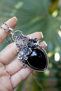 Midnight Sentinel — Wolf & Onyx Sterling Silver Pendant, AR-7461