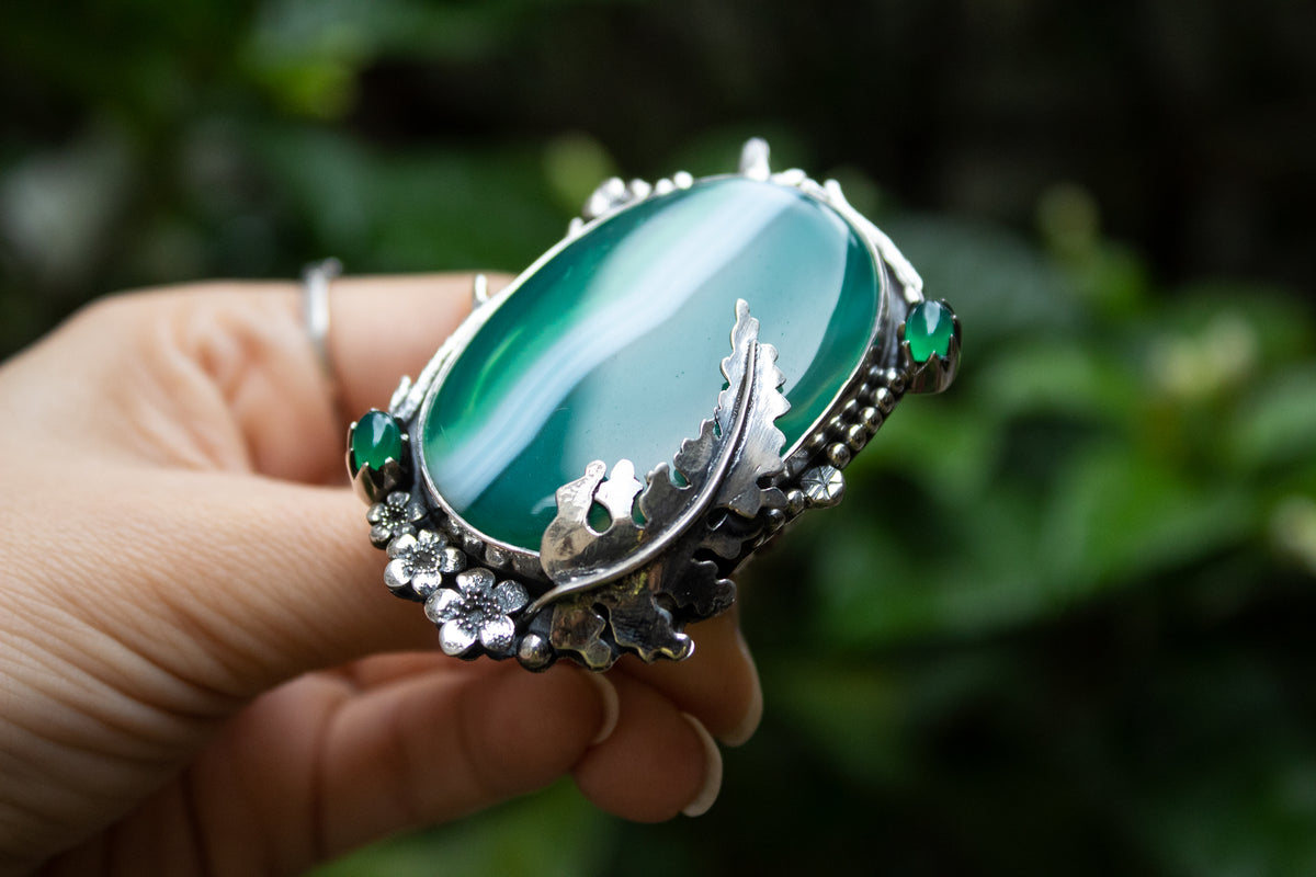Belted Green Onyx or Green Agate Ring AR- 6697