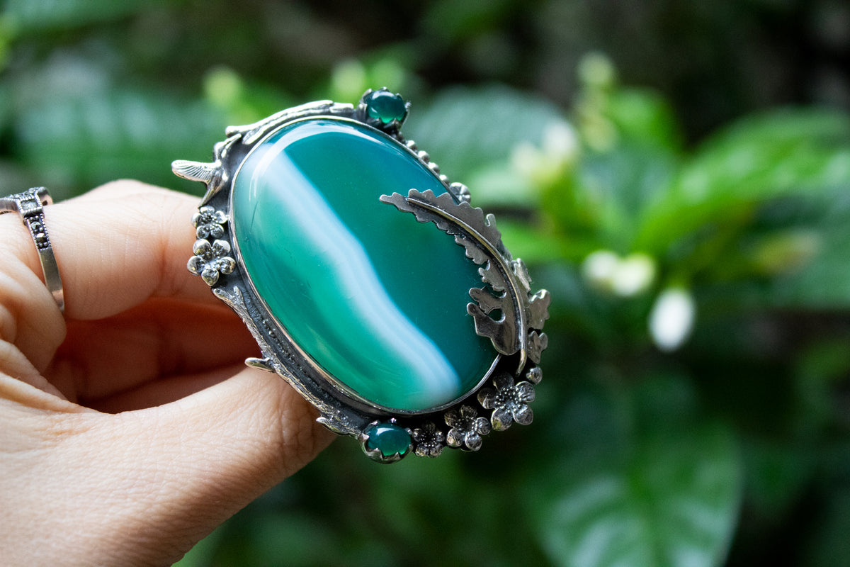 Belted Green Onyx or Green Agate Ring AR- 6697