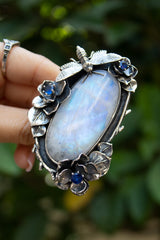 Pollinator of Dreams – Moonstone & Kyanite Bloom Ring, AR-7596