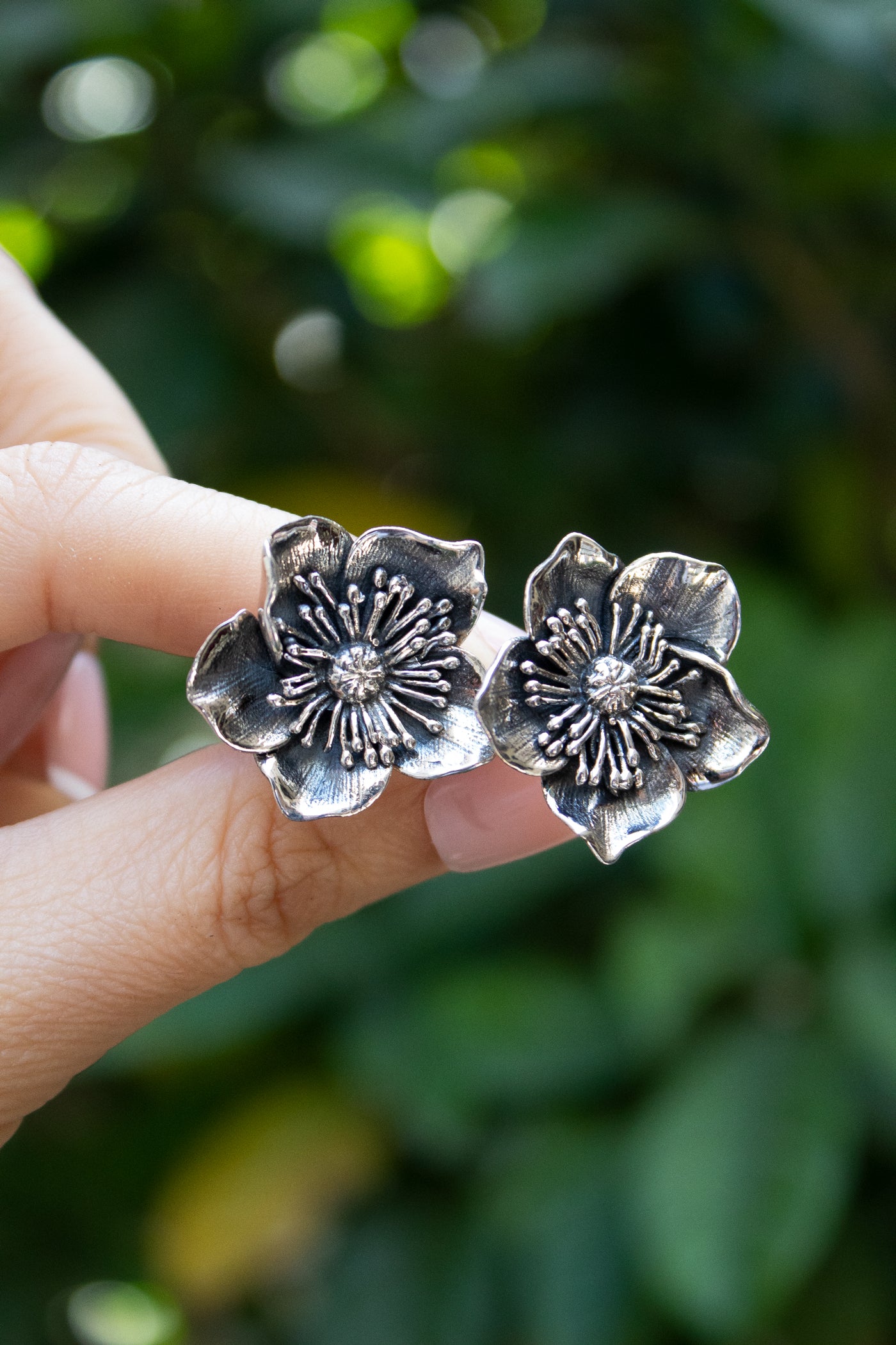 Blooming Silver Studs, AE-7423