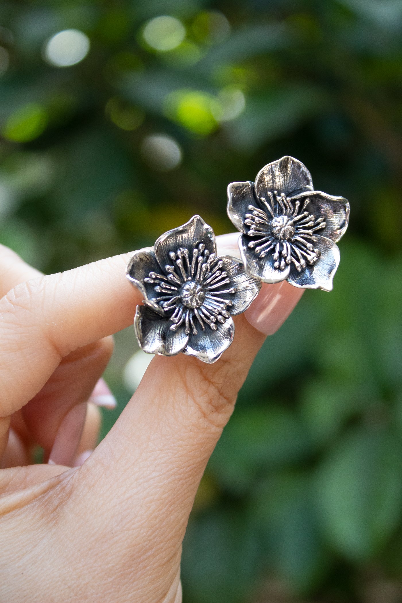 Blooming Silver Studs, AE-7423