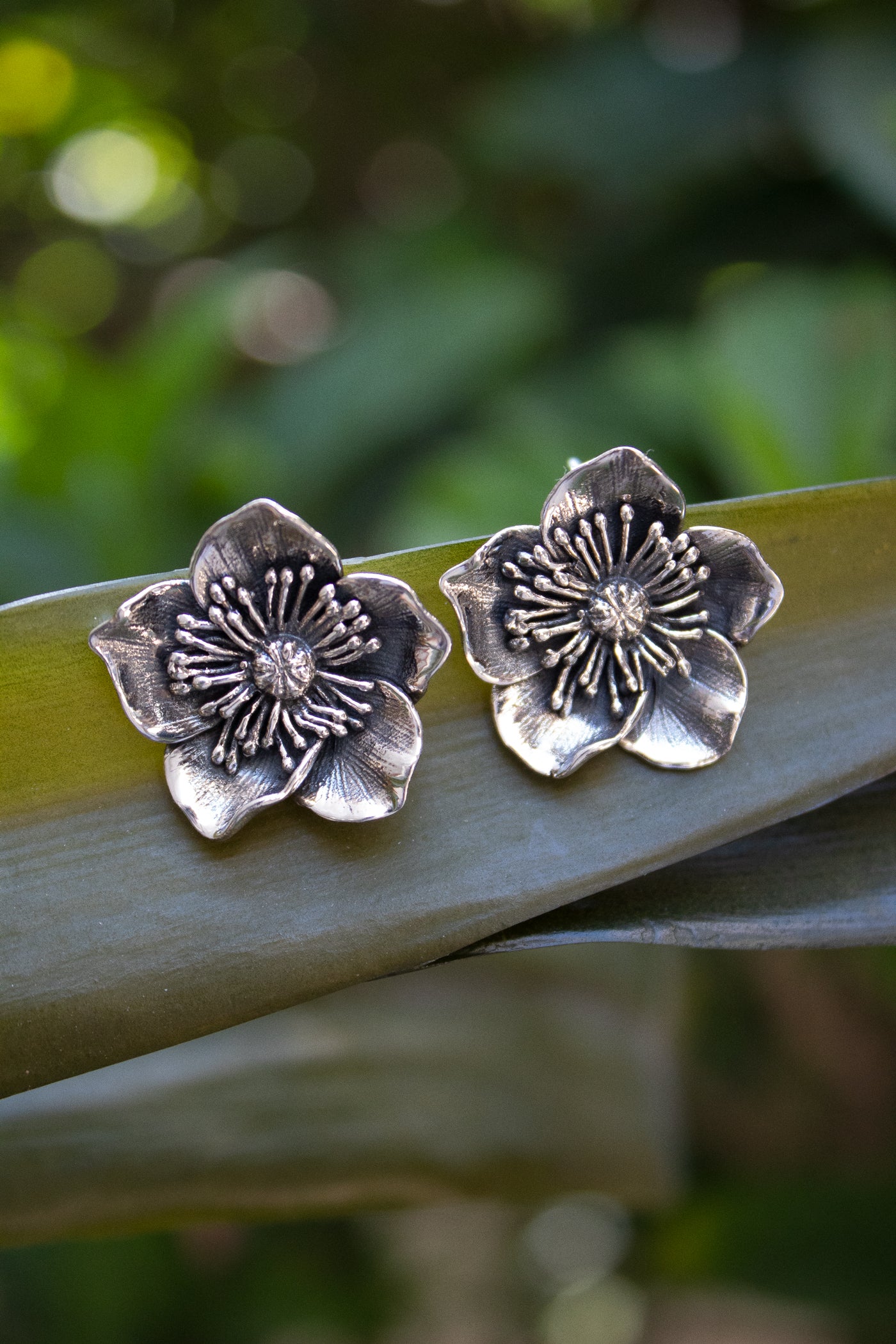 Blooming Silver Studs, AE-7423