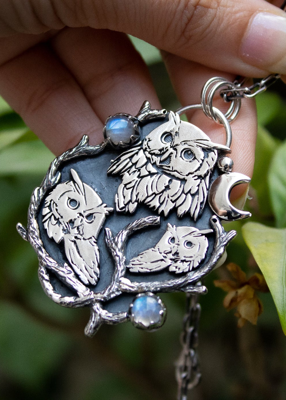 Night's Watch: Three Owls and Moonstone Pendant AP-7043