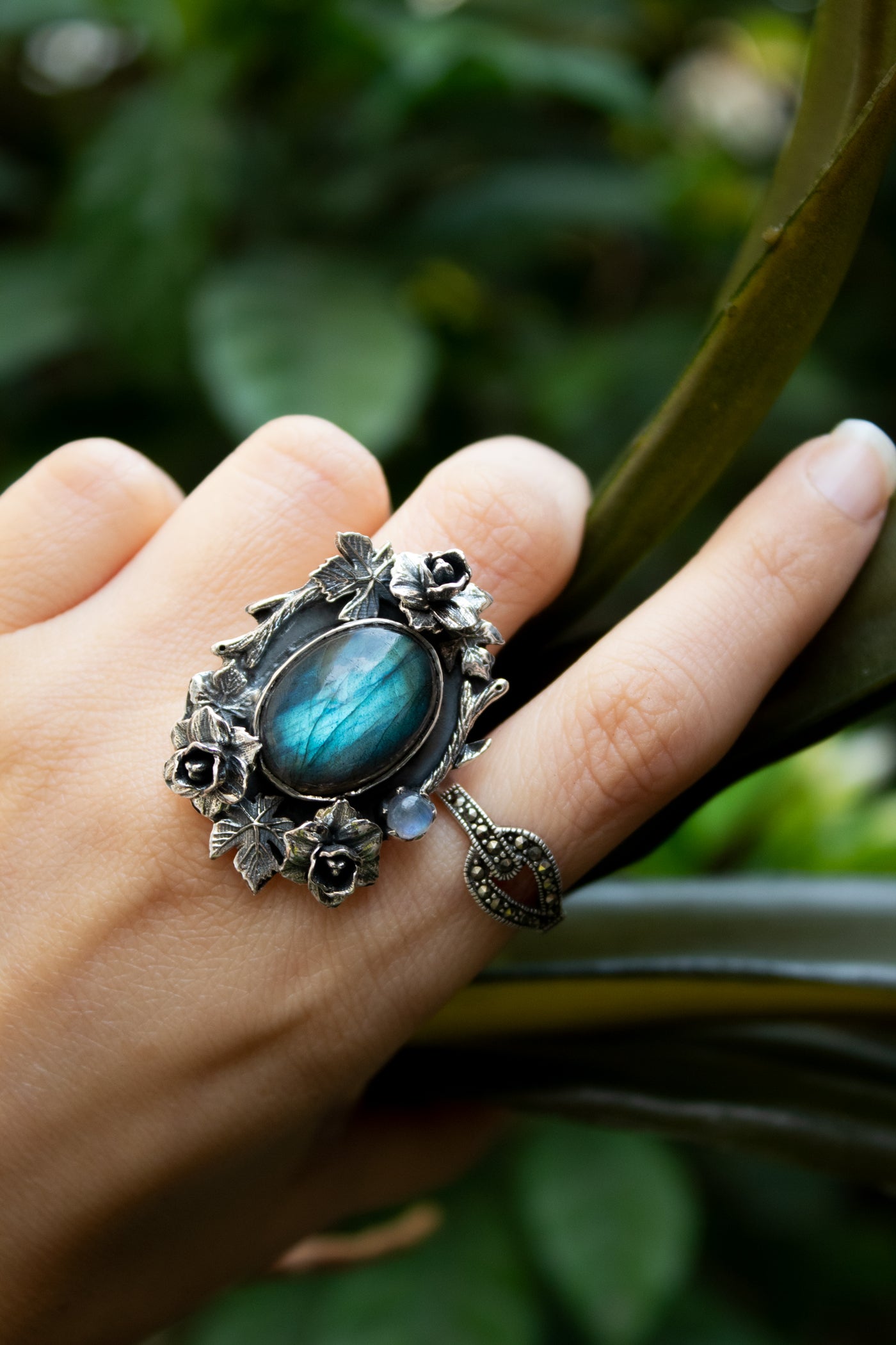 Garden of Shadows — Labradorite Ring, AR-7473