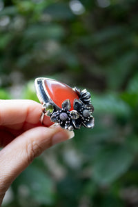 Anillo de piedras preciosas ovaladas de cornalina natural, piedra natal de agosto, piedra naranja, banda retorcida, SKU 6246