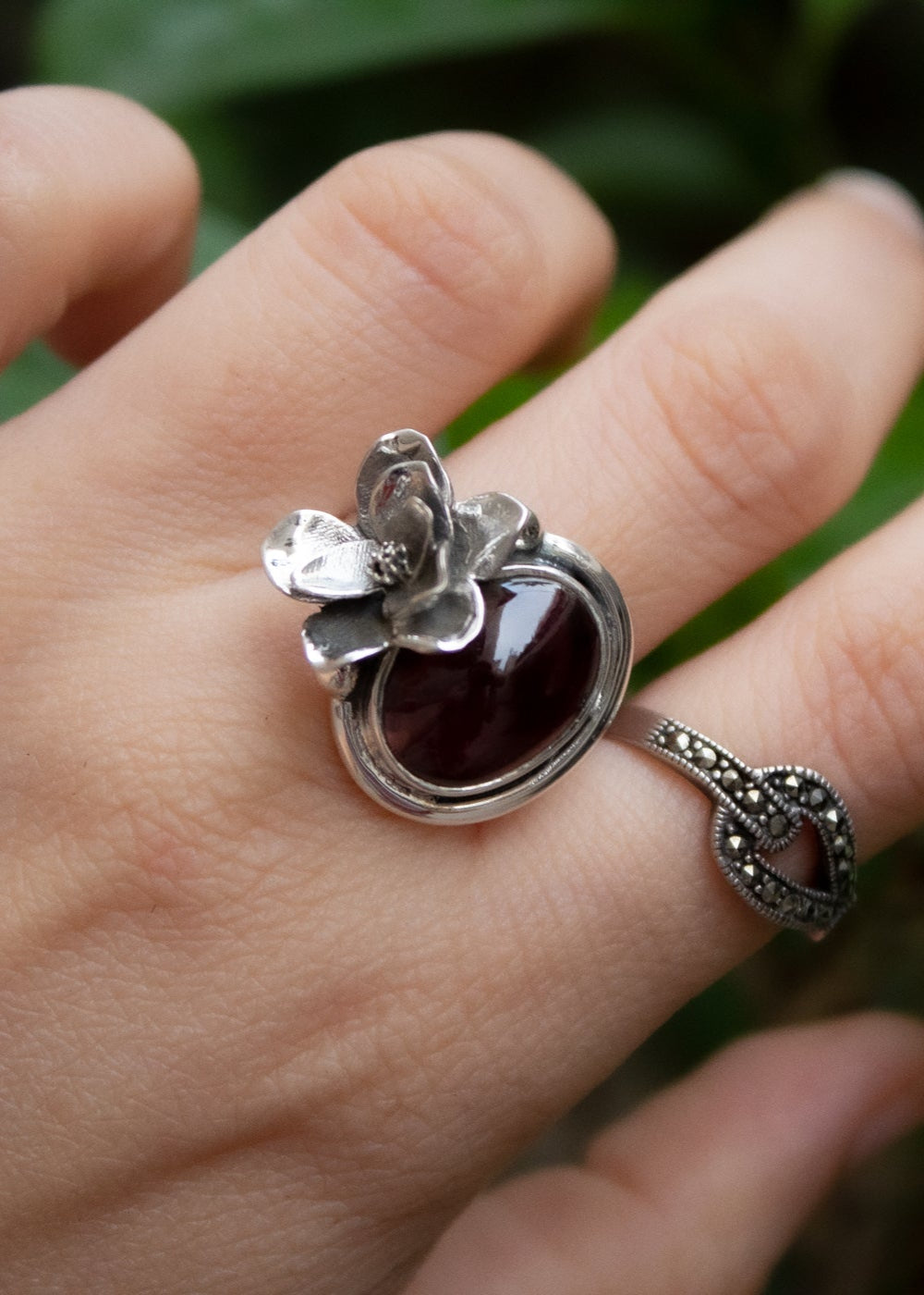 Bague Grenat Floral AR-6547