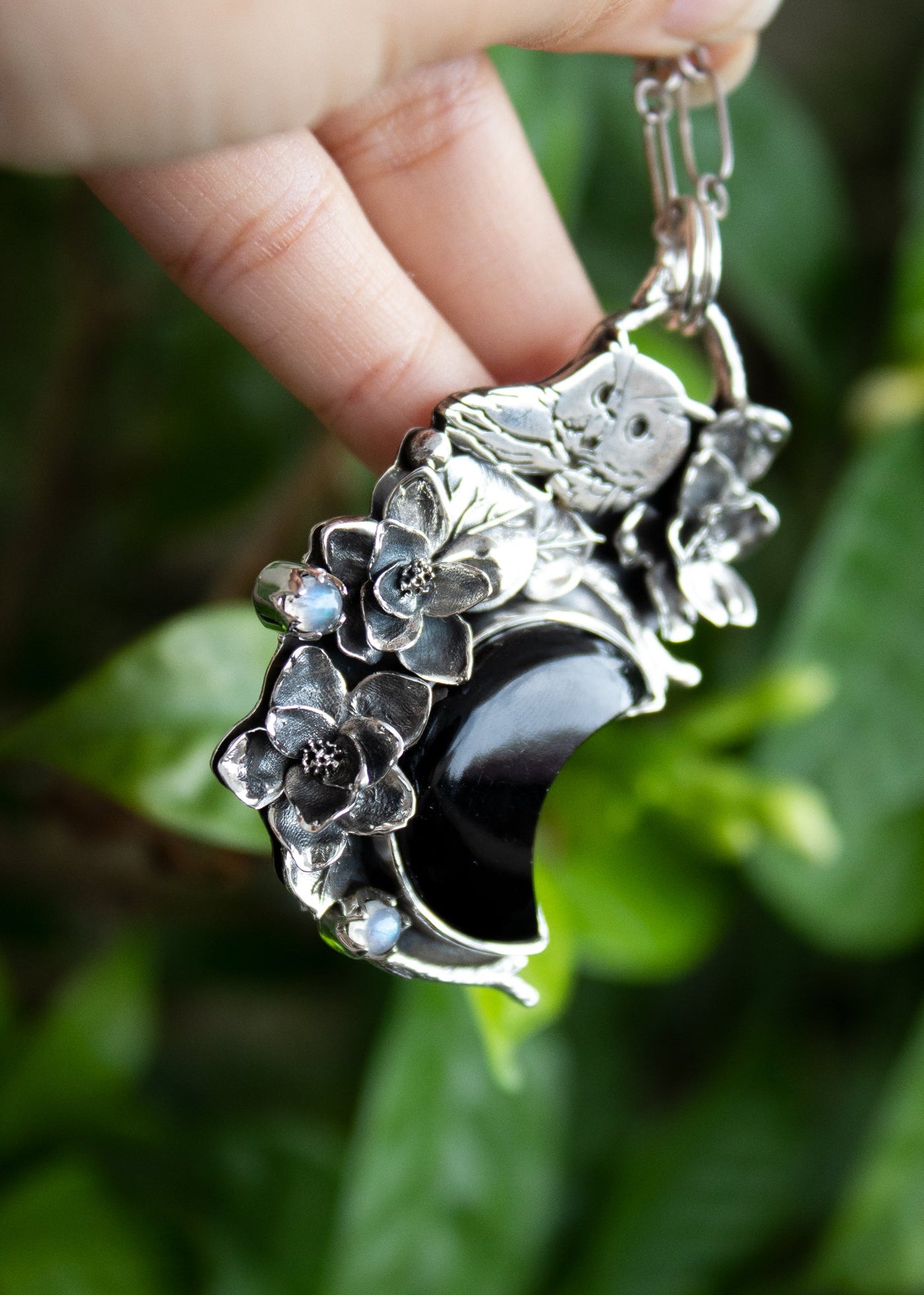 Nocturnal Whisper: Black Onyx Owl Pendant, AP-7070