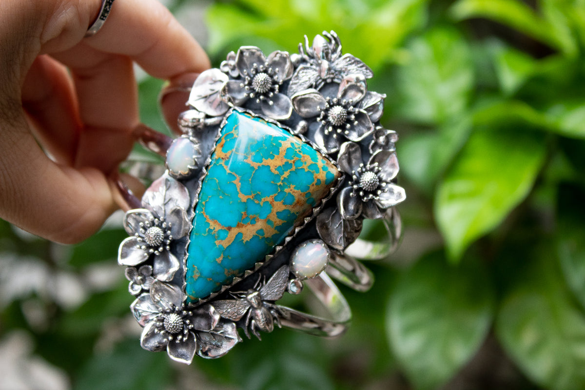 Kingman Turquoise Cuff Bracelet, AB-7080