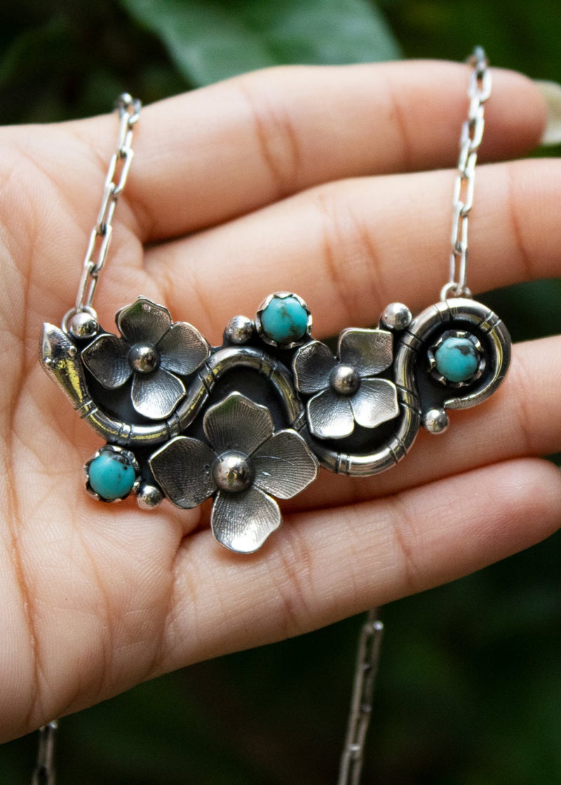 Natural Turquoise Floral Necklace AR-6754