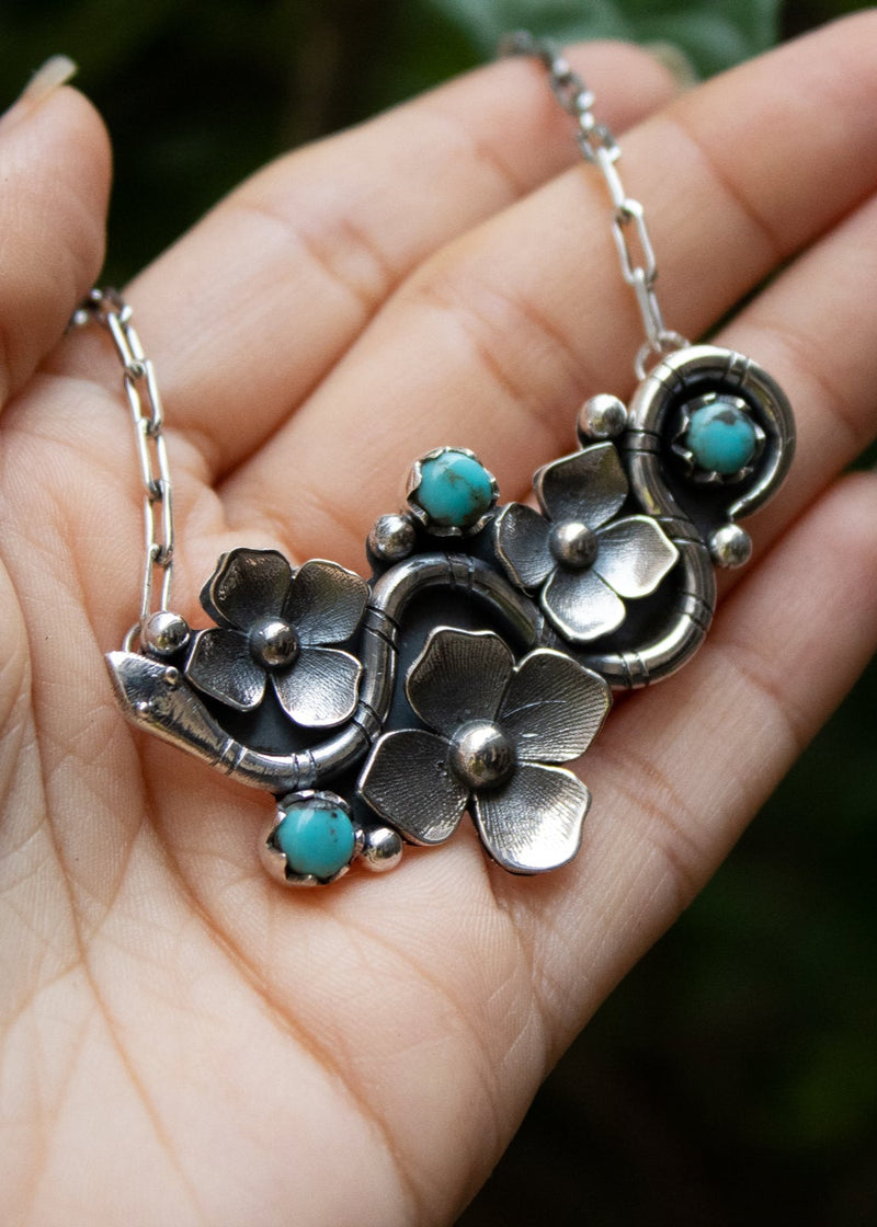 Natural Turquoise Floral Necklace AR-6754
