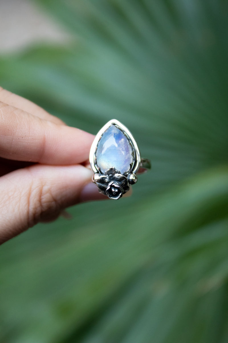 Moonkissed Floral Ring, AR-7505