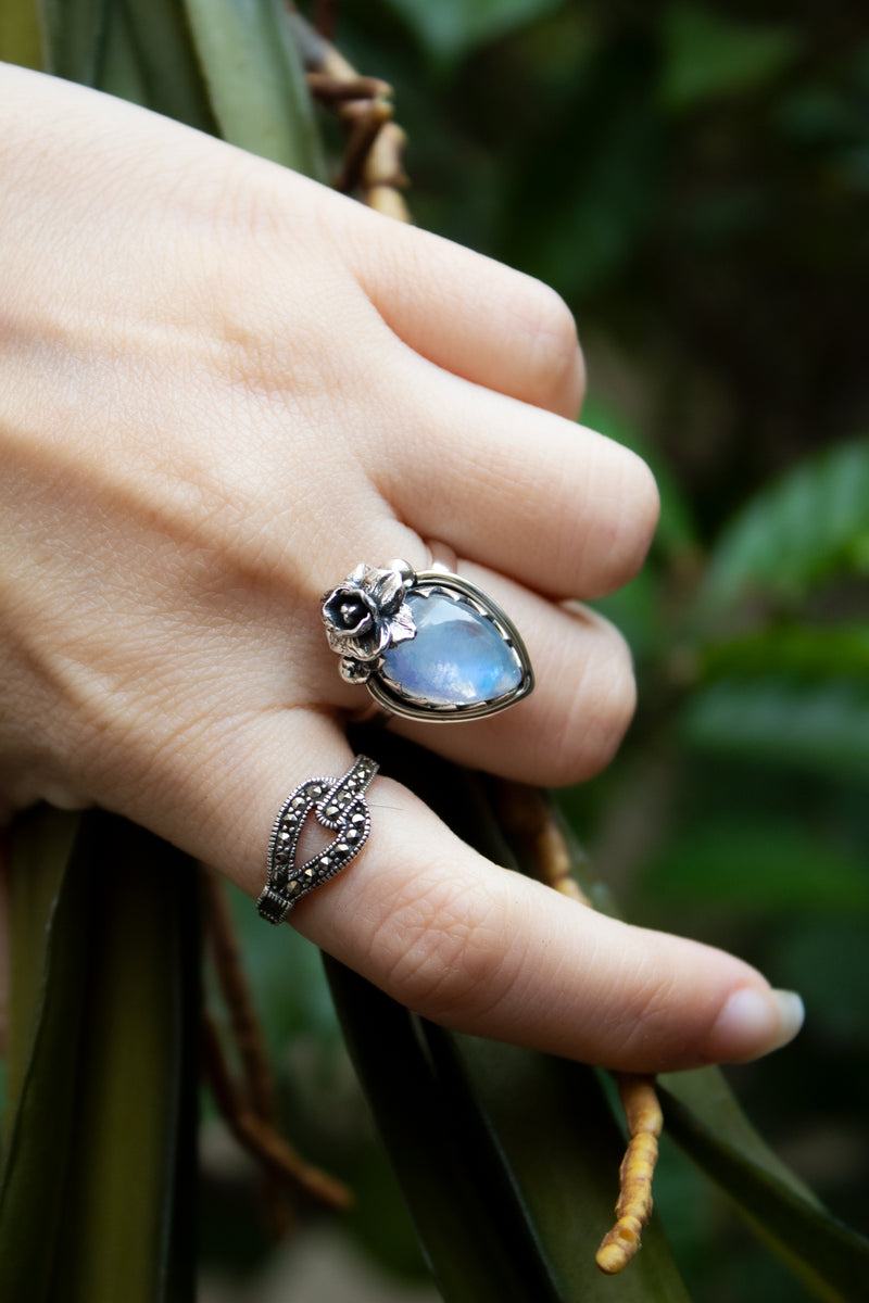 Moonkissed Floral Ring, AR-7505
