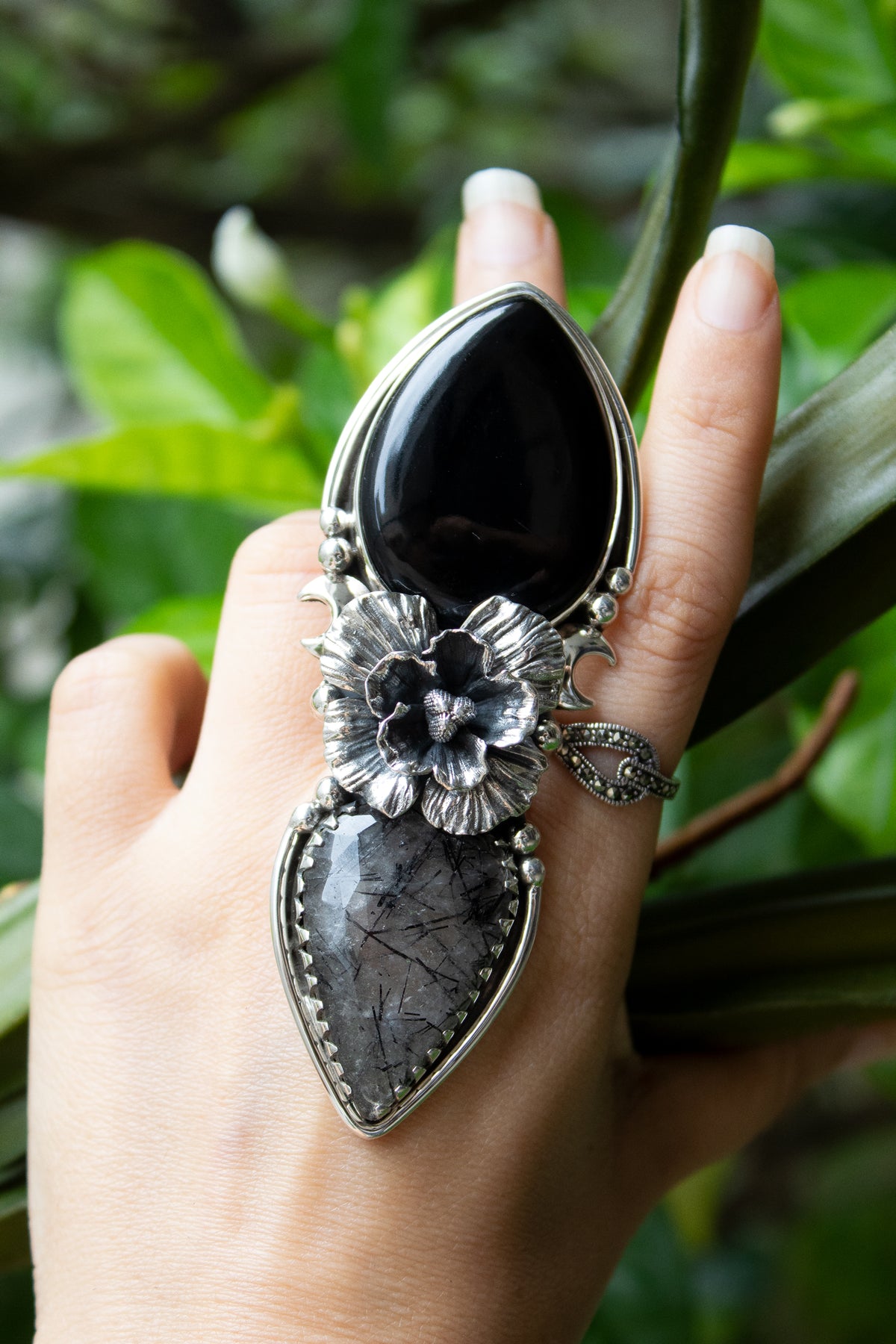 Enchanted Blossom: Rutilated Quartz & Onyx Ring, AR- 7101