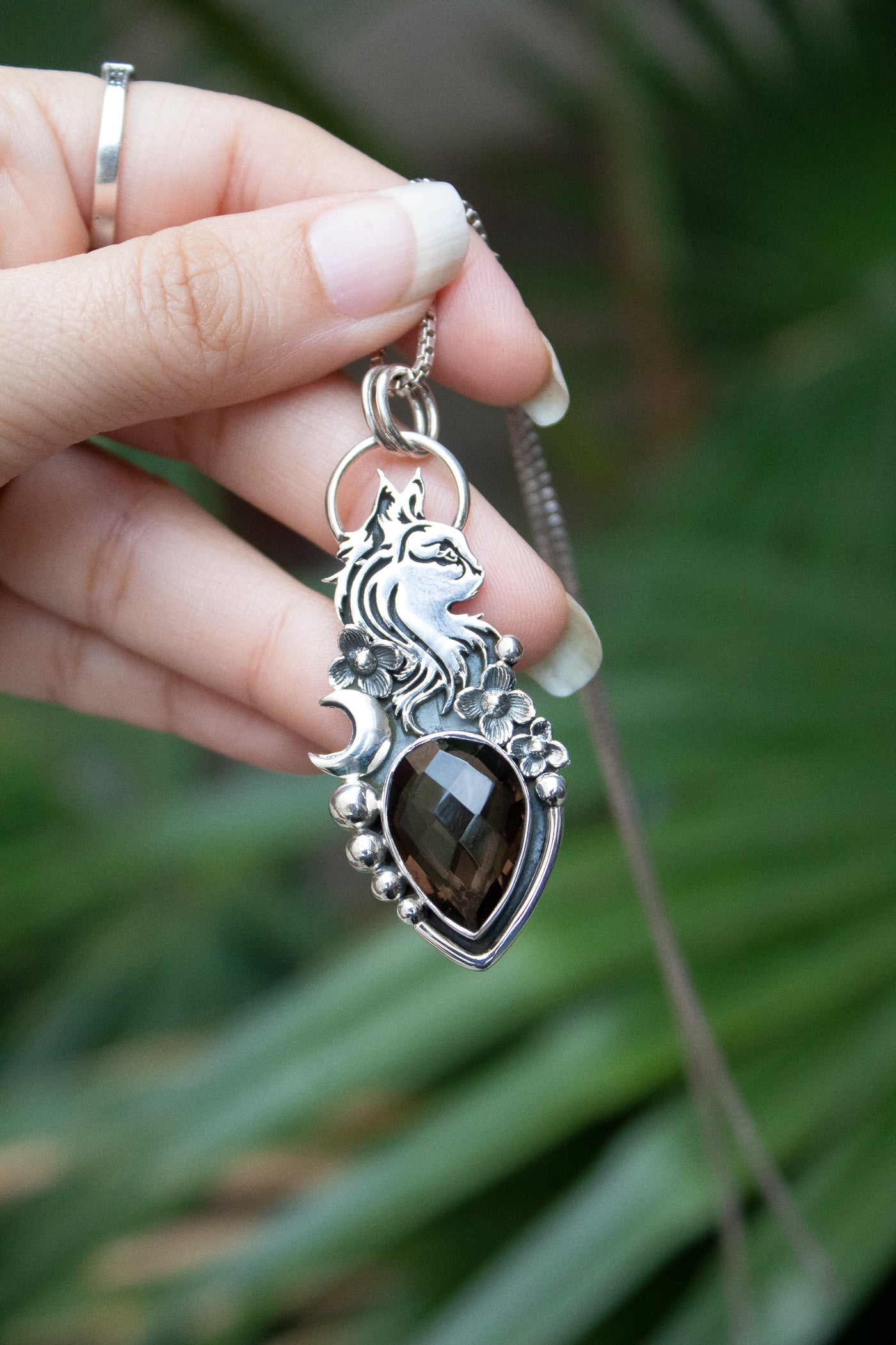 Duskmire Sentinel: Smokey Quartz Cat Pendant, AP-7518