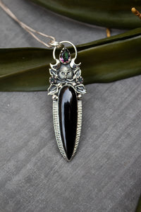 Watcher of the Velvet Night: Black Onyx Pendant, AP- 7512