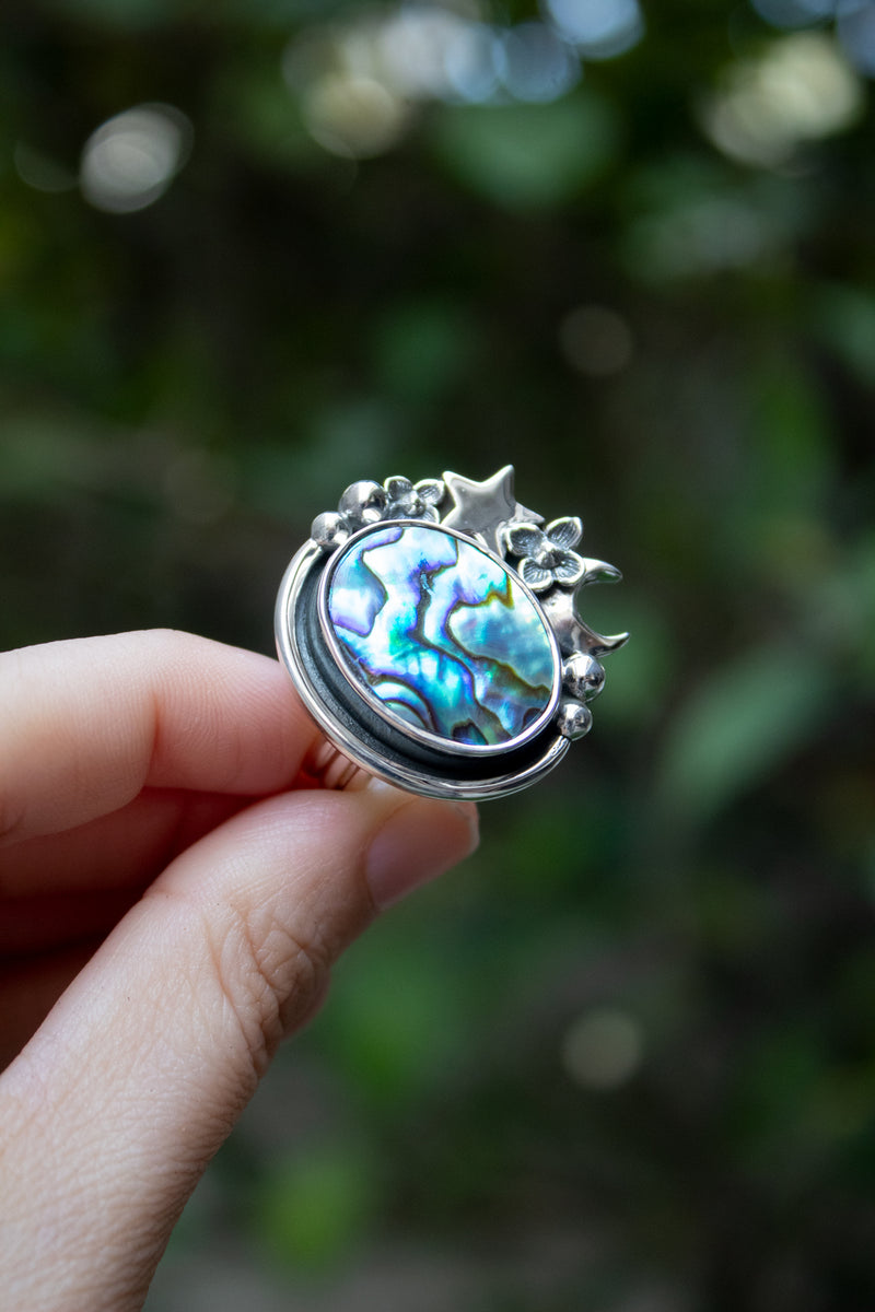 Tidebound Star: Abalone Shell Ring, AR- 7529