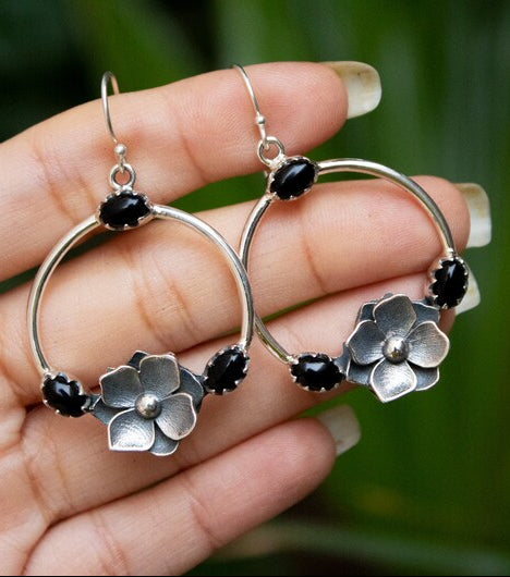 Black Onyx Floral Circle Hoop Earrings, AE-6727