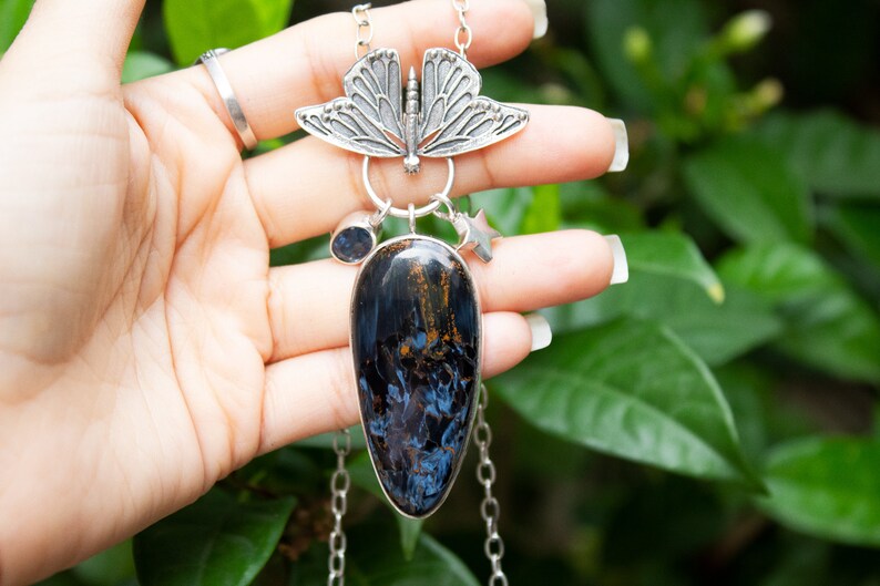 Whispers of the Elements - Collier papillon Pietersite &amp; Kyanite, AP-6743