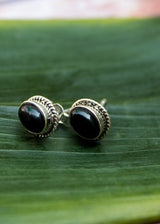 Handmade Oval Shaped Black Onyx Earrings AE-1023 - Its Ambra