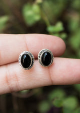 Handmade Oval Shaped Black Onyx Earrings AE-1023 - Its Ambra