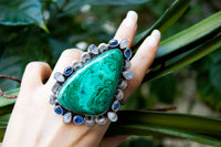 Crisocola malaquita y piedra lunar con anillo de cianita, anillo de curación de declaración, AR-6527