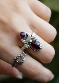 Garnet Crescent Moon Ring AR-6541