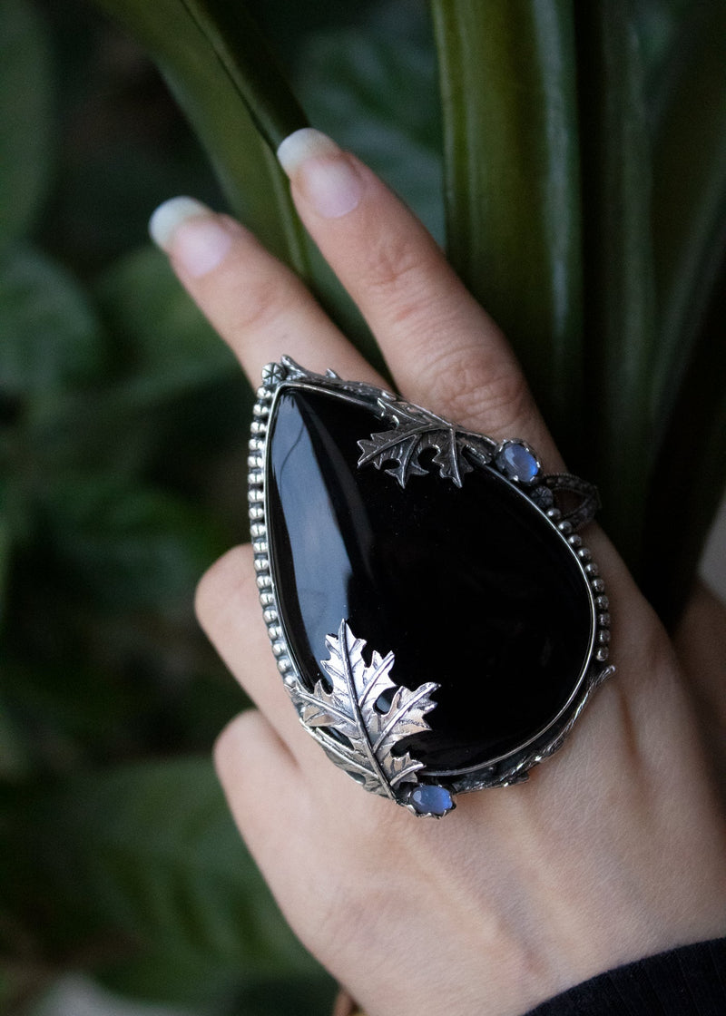 Black Onyx Oak Leaf Ring AR-6554