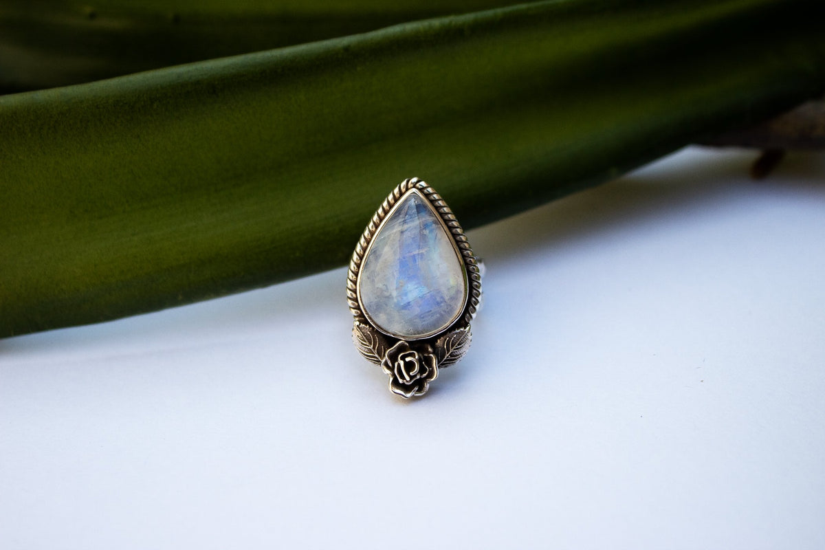 Handmade Pear Shaped Moonstone Flower Ring AR-2055 - Its Ambra