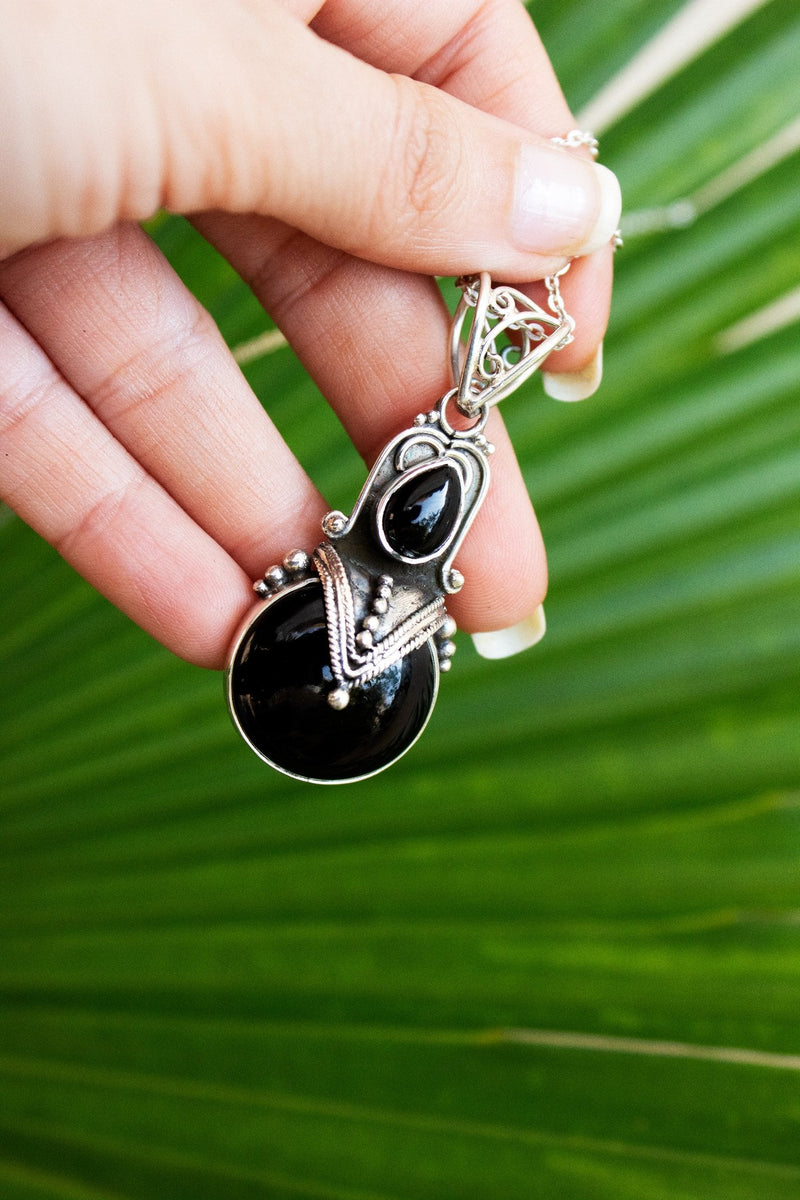 Black Onyx Pendant 925 Sterling Silver, Onyx Jewelry, AP-2071 - Its Ambra