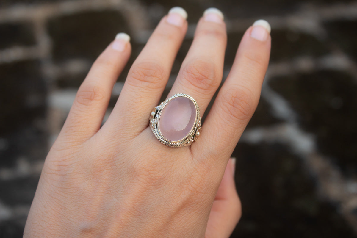 Anillo de cuarzo rosa, anillo de piedras preciosas de cuarzo rosa de plata esterlina, anillo hecho a mano, anillo de piedra rosa pálido, Boho, joyería de cuarzo rosa