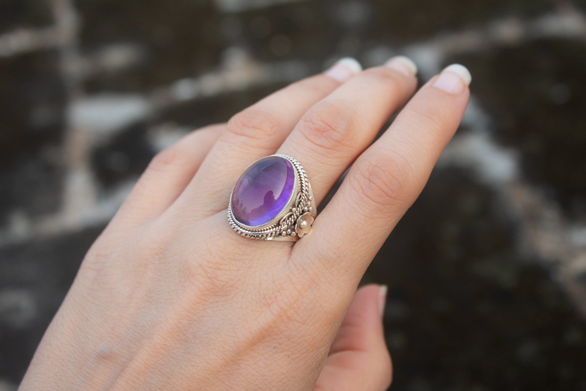 Amazon.com: Amethyst Ring Ancient Silver Inlaid Retro Old Women's Men's  Hand Jewelry Colorful Crystal Ring Boys Rings Size 4 (Purple, 11) : Home &  Kitchen