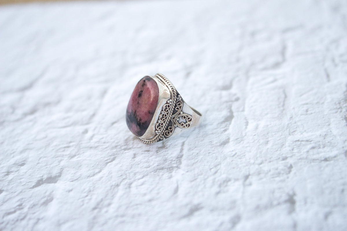Anillo de plata esterlina de rodonita, anillo de piedra de rodonita natural, joyería de rodonita hecha a mano, anillo boho