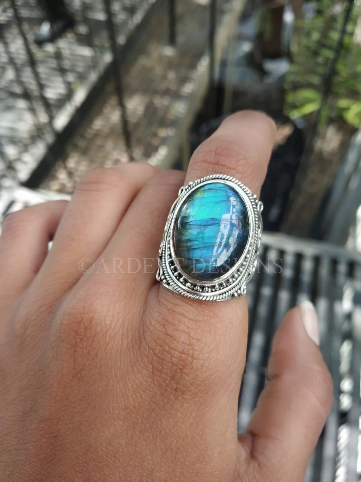 Anillo de plata esterlina con labradorita azul brillante, anillo llamativo, SKU 6150