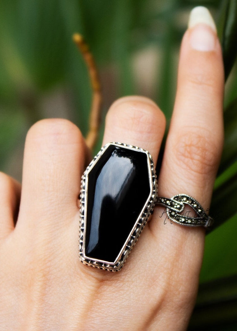 Anillo de ataúd, anillo de ónix negro, inspiración vintage, SKU 6162